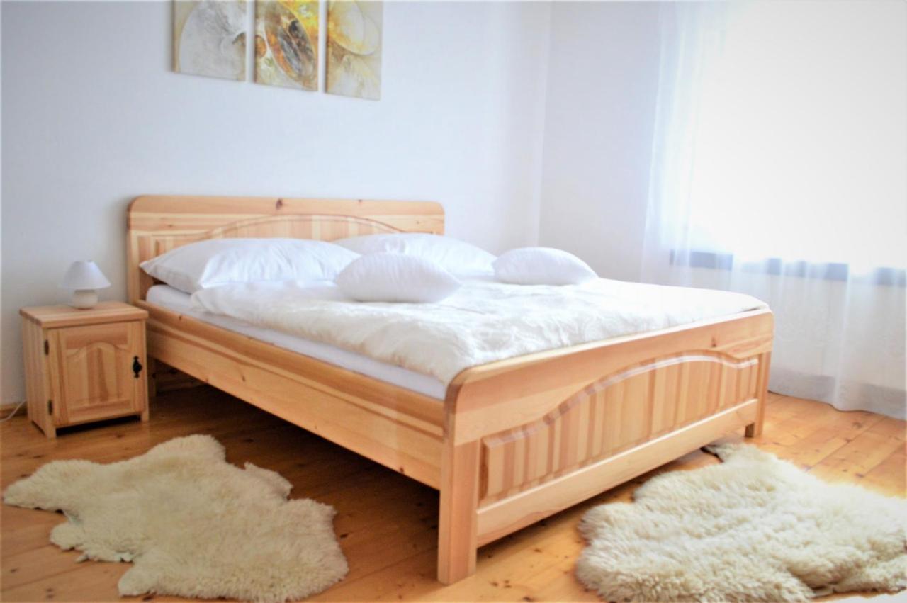 Apartmany Livia Litmanova ภายนอก รูปภาพ