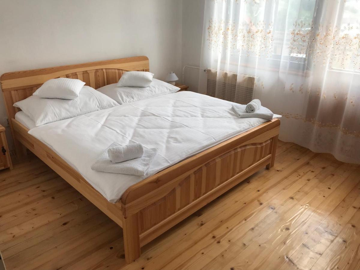 Apartmany Livia Litmanova ภายนอก รูปภาพ